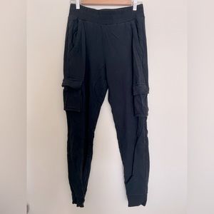 EUC ALO Cargo Jogger Pant Black M